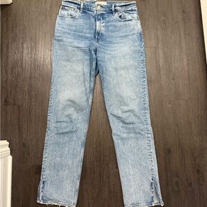 Abercrombie & Fitch The '90s Straight Ultra High Rise Jeans